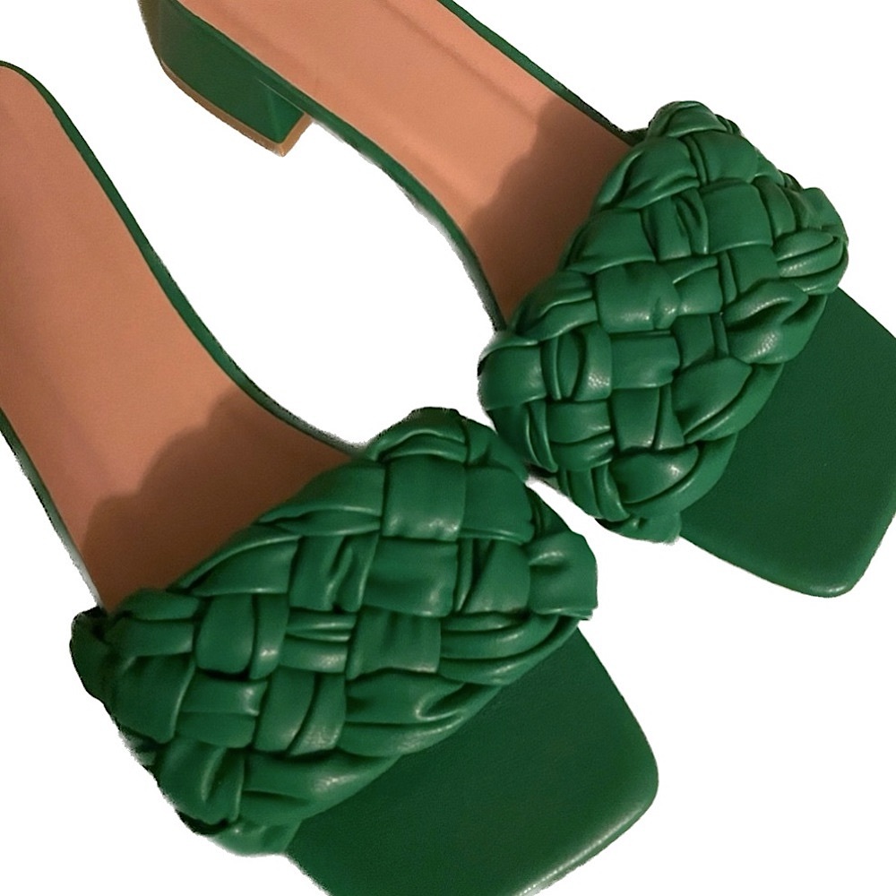 Chunky mule braided sandals